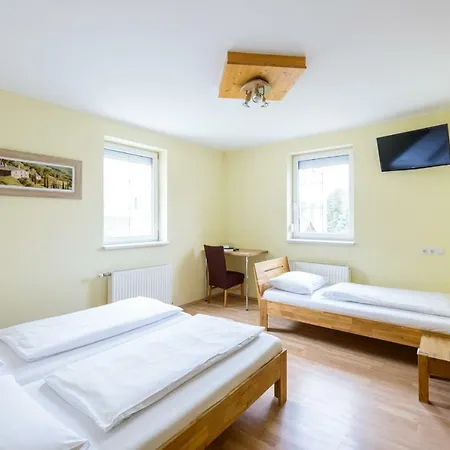 Hoessl Brunn am Gebirge